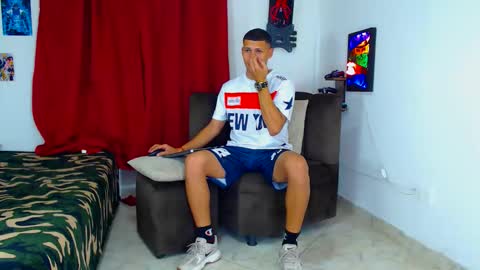 Snapshot of jeffer21_hot chatting on February 2026 05:02:02 AM jeffer21_hot online show from February 2026 05:02:02 AM