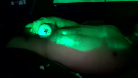 Snapshot of jefrojethro chatting on January 2026 12:43:01 PM jefrojethro online show from January 2026 12:43:01 PM