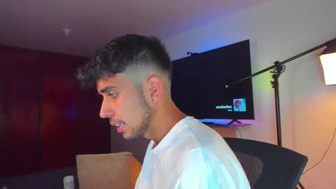 Snapshot of jei_cox chatting on October 2025 06:27:02 PM jei online show from October 2025 06:27:02 PM