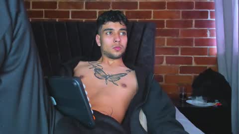 Snapshot of jei_cox chatting on November 2025 01:22:01 PM jei online show from November 2025 01:22:01 PM