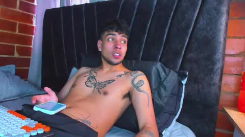 Snapshot of jei_cox chatting on November 2025 01:44:02 PM jei online show from November 2025 01:44:02 PM