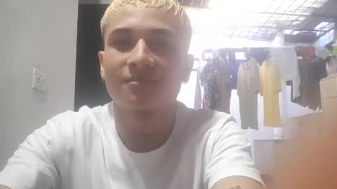 Snapshot of jeic_18 chatting on October 2025 08:51:01 PM jeic 18 online show from October 2025 08:51:01 PM