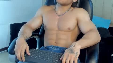 jeicob gagnon online show from October 2025 09:00:01 AM