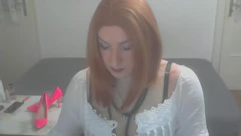 Snapshot of jellena87 chatting on December 2024 06:06:01 PM Jellena online show from December 2024 06:06:01 PM