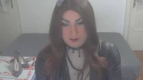 Snapshot of jellena87 chatting on January 2025 06:05:01 PM Jellena online show from January 2025 06:05:01 PM