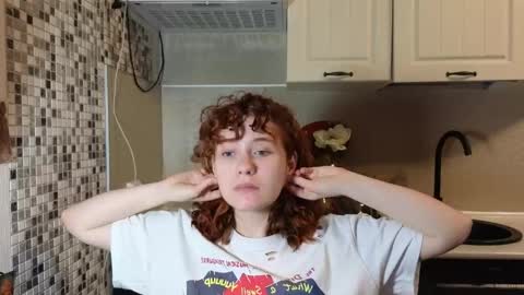 Snapshot of jelly_cherry chatting on May 2026 08:15:02 PM Emily online show from May 2026 08:15:02 PM