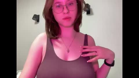 Inna  online show from March 2025 03:09:02 PM