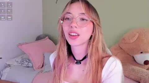 Snapshot of jelly_w5 chatting on July 2026 02:33:02 AM Jelly online show from July 2026 02:33:02 AM