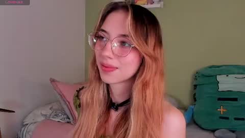 Snapshot of jelly_w5 chatting on July 2026 02:25:02 AM Jelly online show from July 2026 02:25:02 AM