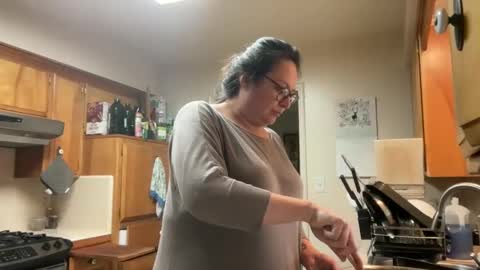 Snapshot of jellybeanin chatting on December 2024 08:07:01 PM Jelli online show from December 2024 08:07:01 PM