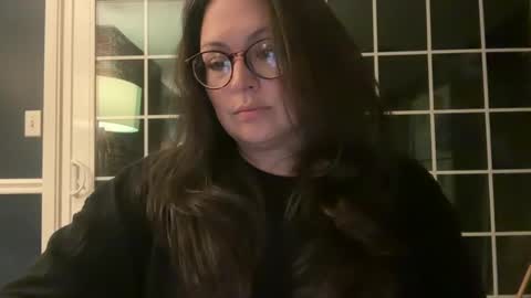 Snapshot of jellybeanin chatting on December 2024 07:00:01 AM Jelli online show from December 2024 07:00:01 AM