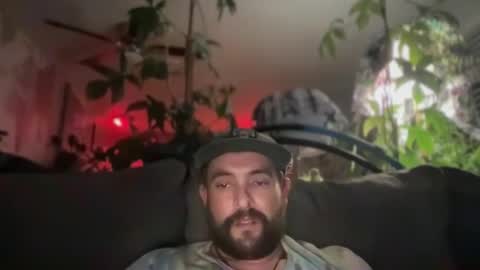 Snapshot of jellyfishfun chatting on February 2025 09:32:02 AM Guy Jones online show from February 2025 09:32:02 AM