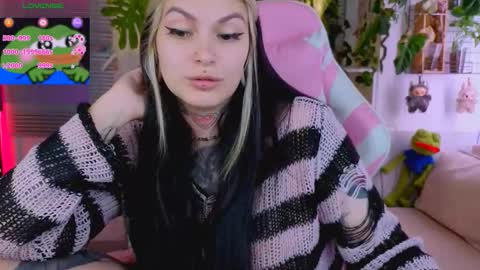 Jelya online show from September 2025 03:23:01 PM