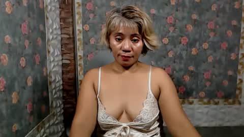 Snapshot of jemm36 chatting on December 2024 10:56:02 AM Jem online show from December 2024 10:56:02 AM