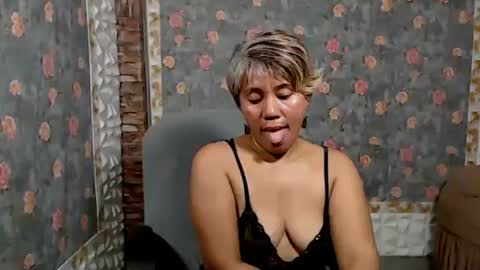 Snapshot of jemm36 chatting on January 2025 09:22:02 AM Jem online show from January 2025 09:22:02 AM