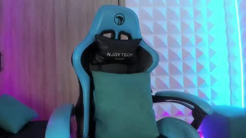 jendralevis online show from March 2025 10:53:01 PM