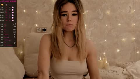 EvaSileZ online show from November 2025 07:08:02 AM