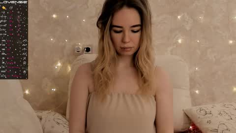 EvaSileZ online show from December 2025 07:49:02 AM