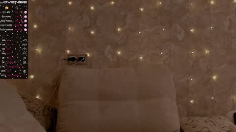 EvaSileZ online show from February 2026 11:40:01 AM