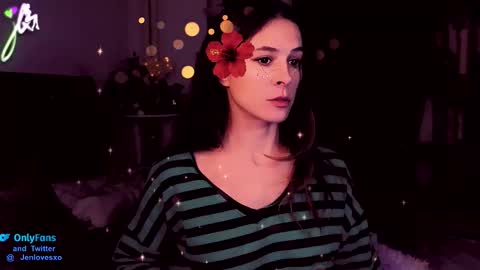 Snapshot of jeniferlovex chatting on October 2025 02:52:01 AM jeniferlovex online show from October 2025 02:52:01 AM