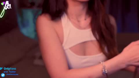 jeniferlovex online show from March 2026 02:26:01 AM