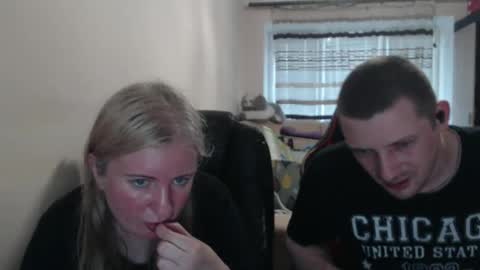 Snapshot of jenisandpeter chatting on May 2026 05:08:01 PM JenisAndPeter online show from May 2026 05:08:01 PM