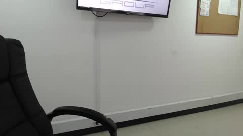 Snapshot of jenn_cg chatting on February 2026 06:46:01 PM jenn online show from February 2026 06:46:01 PM