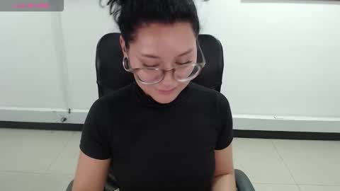 Snapshot of jenn_cg chatting on March 2026 11:09:01 PM jenn online show from March 2026 11:09:01 PM