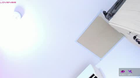 Snapshot of jenna_windsor chatting on January 2025 06:43:01 PM Jenna online show from January 2025 06:43:01 PM