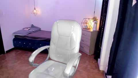 jennaa_cooper online show from September 2025 08:23:02 PM