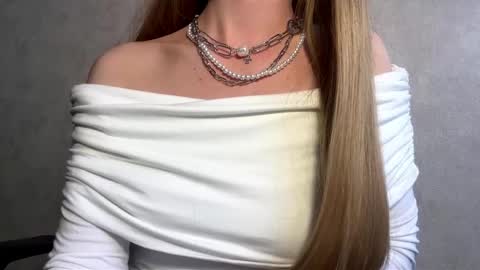 Snapshot of jennakochheiser chatting on June 2026 02:30:01 PM Caroline online show from June 2026 02:30:01 PM