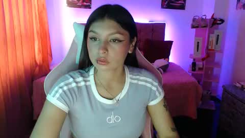 jennal_010 online show from February 2025 09:04:02 PM