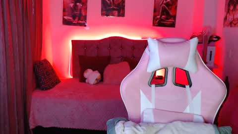 Snapshot of jennal_010 chatting on February 2025 02:40:01 AM jennal_010 online show from February 2025 02:40:01 AM