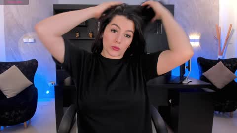 Snapshot of jennaolson chatting on January 2025 06:40:01 PM Jenna Olson online show from January 2025 06:40:01 PM