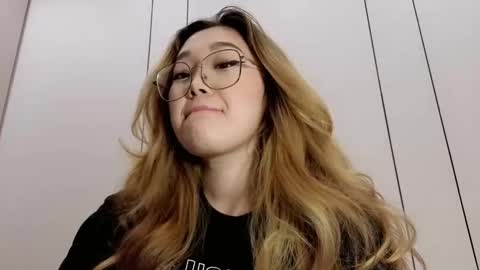 JENNA online show from January 2026 12:07:01 PM