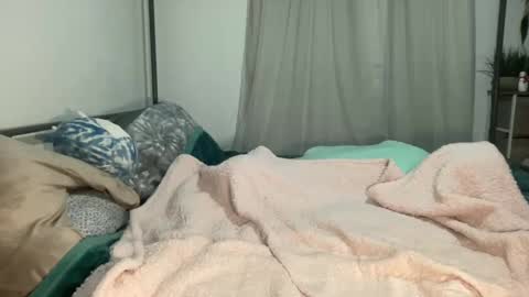 Snapshot of jenni_cash chatting on January 2025 07:10:01 AM Mistress Jenni online show from January 2025 07:10:01 AM