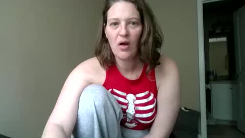 Snapshot of jennibean6996 chatting on January 2025 01:58:01 PM Jennibean6996 online show from January 2025 01:58:01 PM