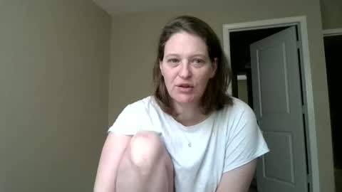 Snapshot of jennibean6996 chatting on January 2025 02:08:01 PM Jennibean6996 online show from January 2025 02:08:01 PM