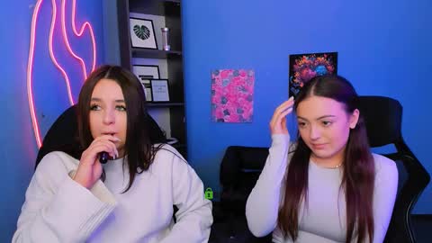 Snapshot of jennifer_sheil chatting on February 2026 01:38:02 PM jennifer_sheil online show from February 2026 01:38:02 PM