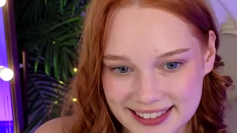 Jennifer online show from October 2025 01:43:02 PM