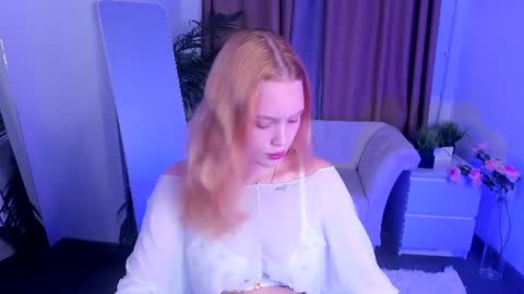 Snapshot of jennifer_shy_ chatting on July 2026 11:41:01 AM Jennifer online show from July 2026 11:41:01 AM