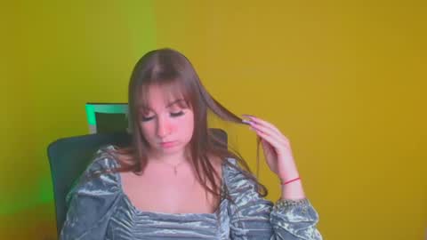 Jennifer online show from January 2025 04:26:01 PM