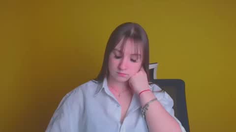 Jennifer online show from January 2025 09:33:02 AM