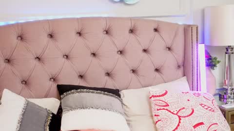 JenniferLovveX online show from April 2026 09:46:02 AM