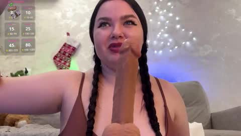 Mila online show from December 2024 05:15:01 PM