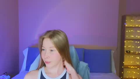 Snapshot of jenny_angelok chatting on July 2026 03:12:02 PM Next broadcast on December 05 subject to change online show from July 2026 03:12:02 PM