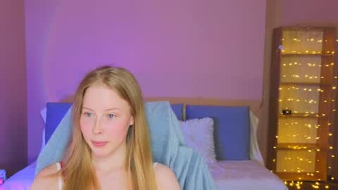 Snapshot of jenny_angelok chatting on July 2026 03:07:01 PM Next broadcast on December 05 subject to change online show from July 2026 03:07:01 PM