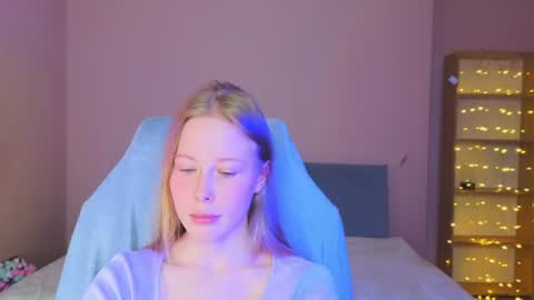 Snapshot of jenny_angelok chatting on July 2026 01:03:01 PM Next broadcast on December 05 subject to change online show from July 2026 01:03:01 PM