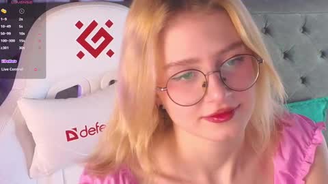 Snapshot of jenny_bunny_ chatting on February 2025 07:34:01 AM jenny_bunny_ online show from February 2025 07:34:01 AM