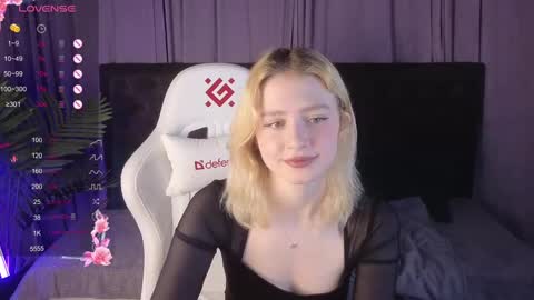 Snapshot of jenny_bunny_ chatting on March 2025 04:45:02 AM jenny_bunny_ online show from March 2025 04:45:02 AM